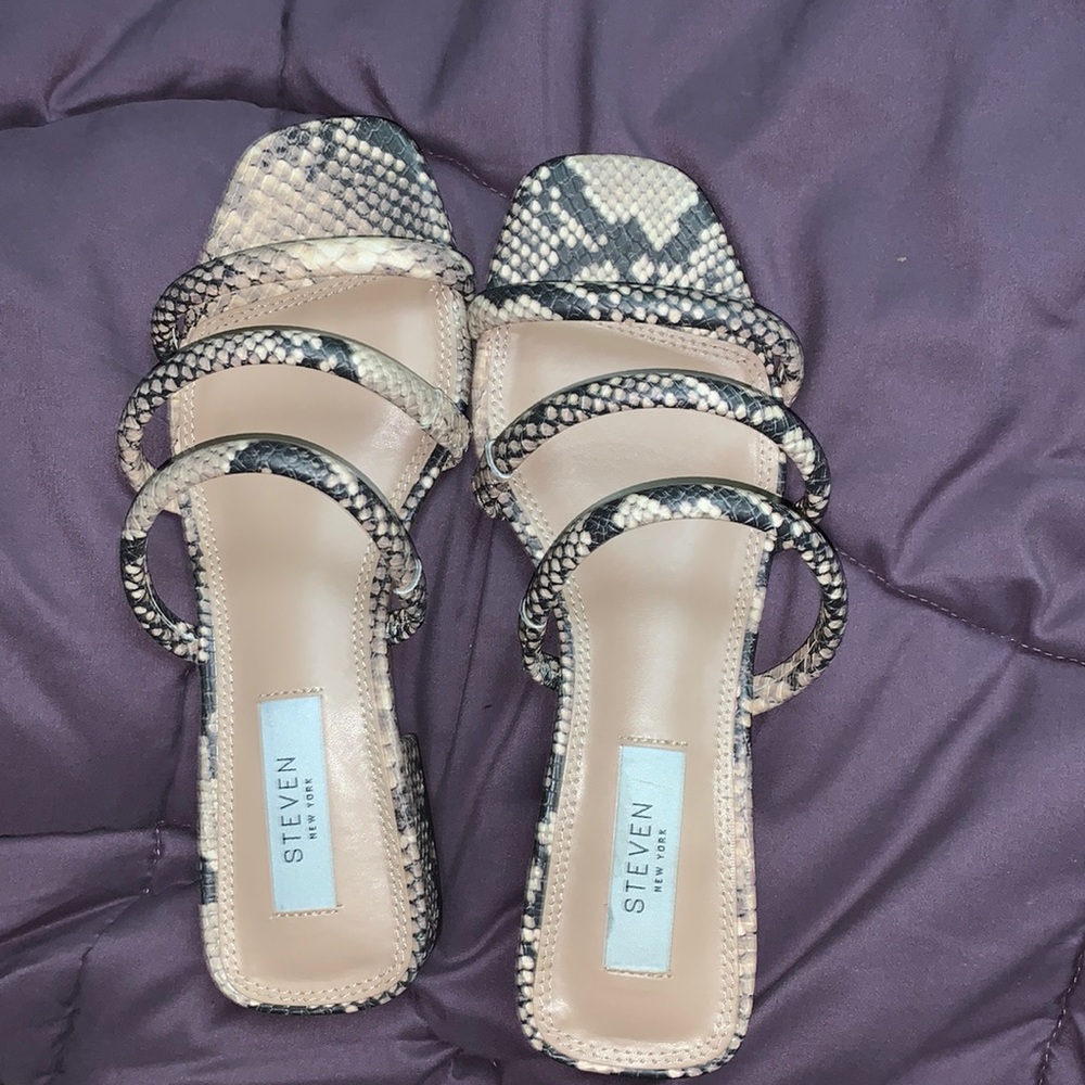 Size 7 Women snakeskin sandals